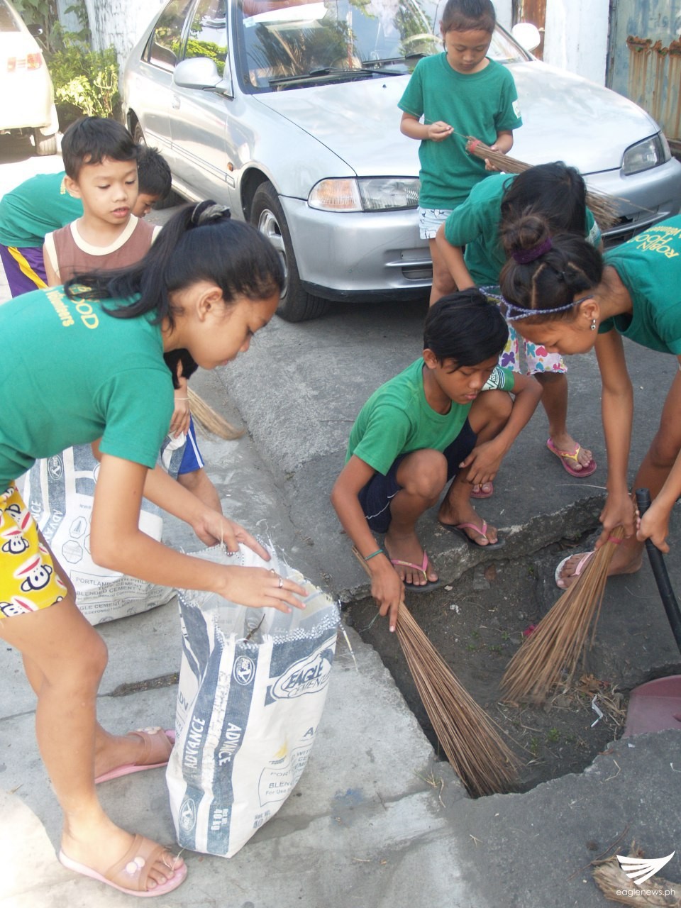 Clean-up drive ng mga kabataan masayang isinagawa sa 