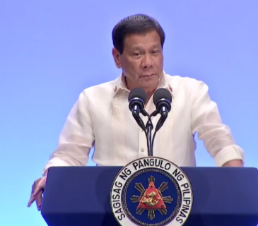 ASEAN 2017 Duterte 8 pm