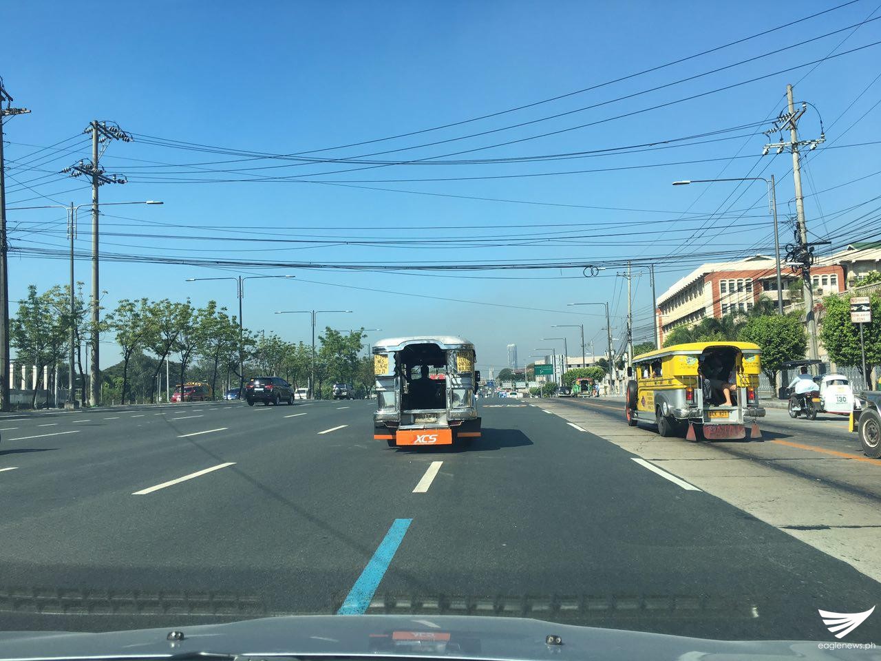 There were almost no vehicles plying Commonwealth Ave. on Thursday morning. Meanne Corvera, Eagle News Service