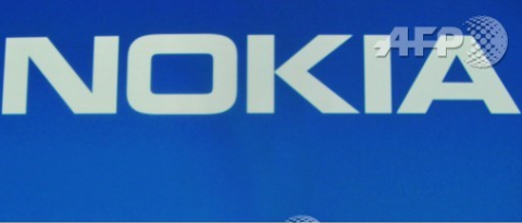 Finland's telecoms giant Nokia reported Thursday that it remained deep in the red at the start of the year, with sales in its main business, networks, on the decline.AFP PHOTO