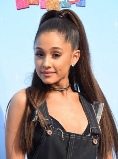 Ariana Grande attends the NBC Hairspray Live! press junket at the Universal Studios lot in Universal City, on November 16, 2016. / AFP PHOTO / CHRIS DELMAS