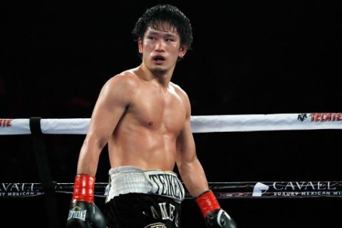 INGLEWOOD, CA - SEPTEMBER 10: Yoshihiro Kamegai of Japan v Jesus Soto-Karass of Mexico during the junior middleweights bout at The Forum on September 10, 2016 in Inglewood, California. Josh Lefkowitz/Getty Images/AFP