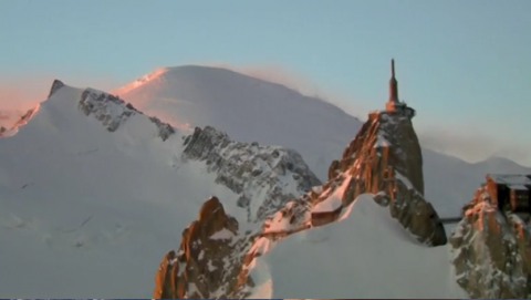 Ski climbers Bernhard Hug and Tony Sbalbi recently (May 15-17) made an attempt to climb the highest peaks in Switzerland and France in 50 hours.(photo grabbed from Reuters video)