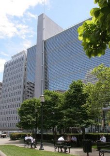 (FILES) This file photo taken on May 6, 2007 shows the World Bank building in Washington, DC. T The World Bank is keeping its forecast for global growth in 2017 unchanged, because for the first time in years, no new risks have arisen to threaten the outlook. "Over the past four years this is the first time we didn't have a downgrade and I think that's very good sign. Growth is firming," World Bank economist Ayhan Kose told AFP. / AFP PHOTO / KAREN BLEIER