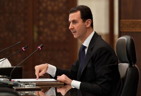 A handout picture released by the official Syrian Arab News Agency (SANA) shows Syrian President Bashar al-Assad attending a cabinet meeting during which he launched administrative reforms, on June 20, 2017, in the capital Damascus. / AFP PHOTO / SANA / HO / RESTRICTED TO EDITORIAL USE - MANDATORY CREDIT "AFP PHOTO / HO / SANA" - NO MARKETING NO ADVERTISING CAMPAIGNS - DISTRIBUTED AS A SERVICE TO CLIENTS