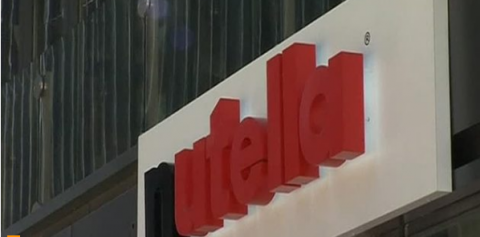 The world's first Nutella restaurant, dedicated to the gooey chocolate-hazelnut spread, opened its doors in Chicago on Wednesday (May 31).(photo grabbed from Reuters video)