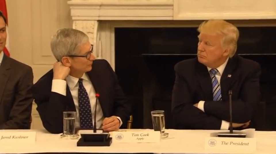 U. S. President Donald Trump met with chief executives of technology companies including Apple and Amazon.com on Monday (June 19) as the White House looks to the private sector for help in cutting government waste and improving information technology services. Photo grabbed from Reuters video file.