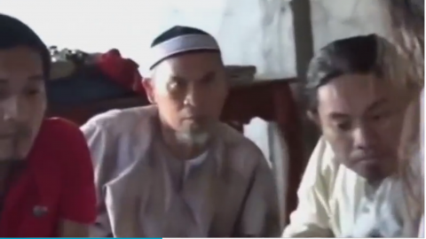Some of the persons caught on video planning along with Islamist militant leader Isnilon Hapilon the siege of Marawi City.  In the video, however, an unidentified long-haired man was the one seen as the main planner in the take-over.  (Photo grabbed from Reuters video)