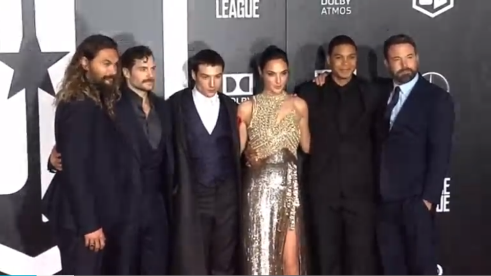 Superheroes descend on Hollywood for &ldquo;Justice League&rdquo; premiere